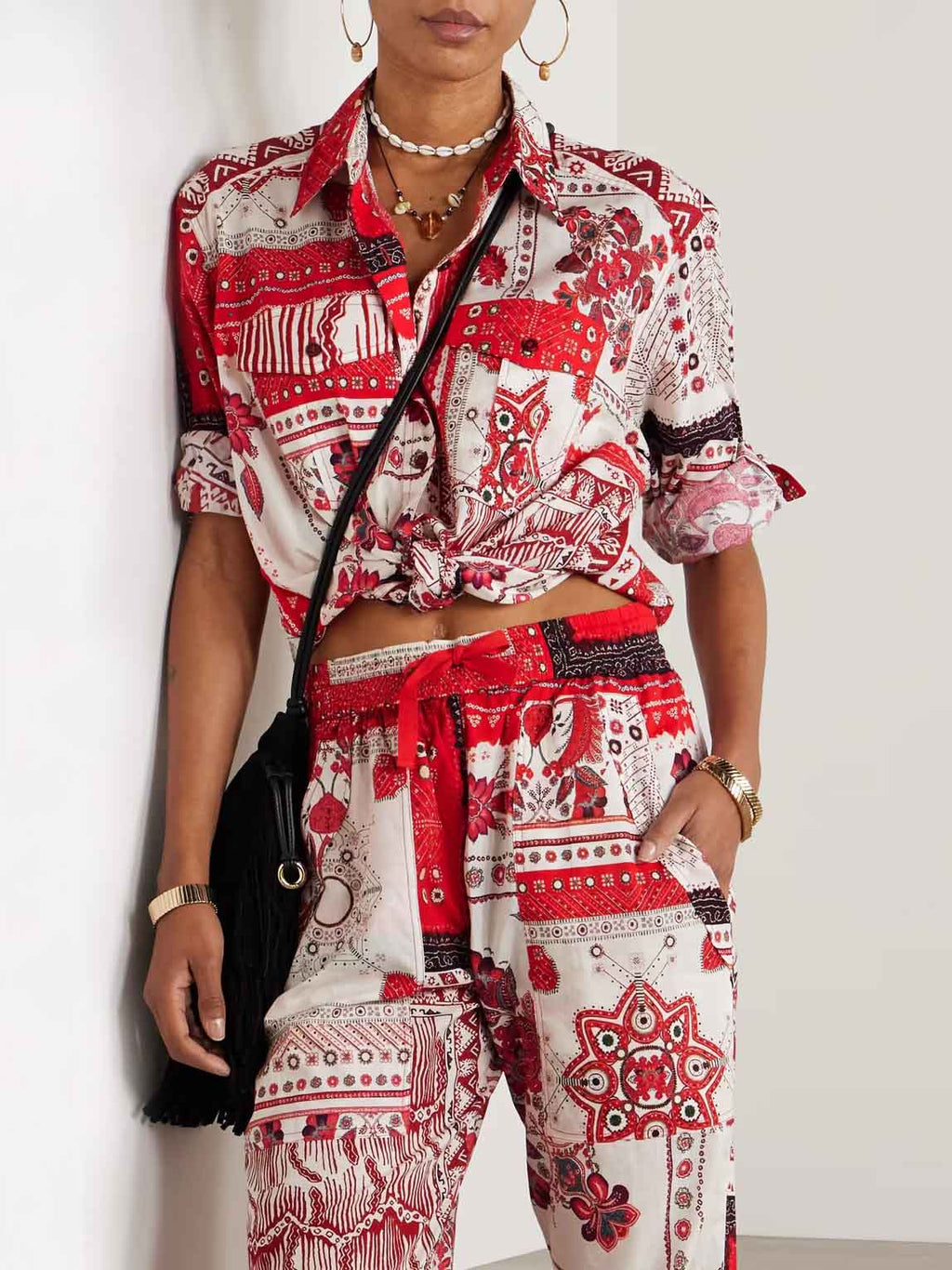 Chemise décontractée à imprimé floral ethnique et ourlet irrégulier