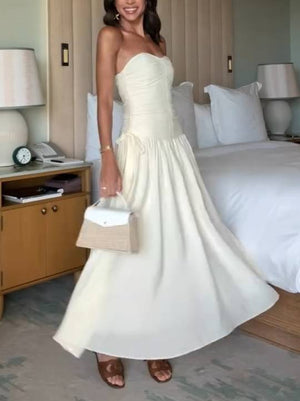 Robe mi-longue plissée à haut tube