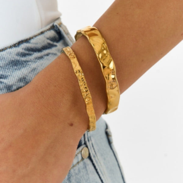 The Portofino Sculpted Gold Cuff