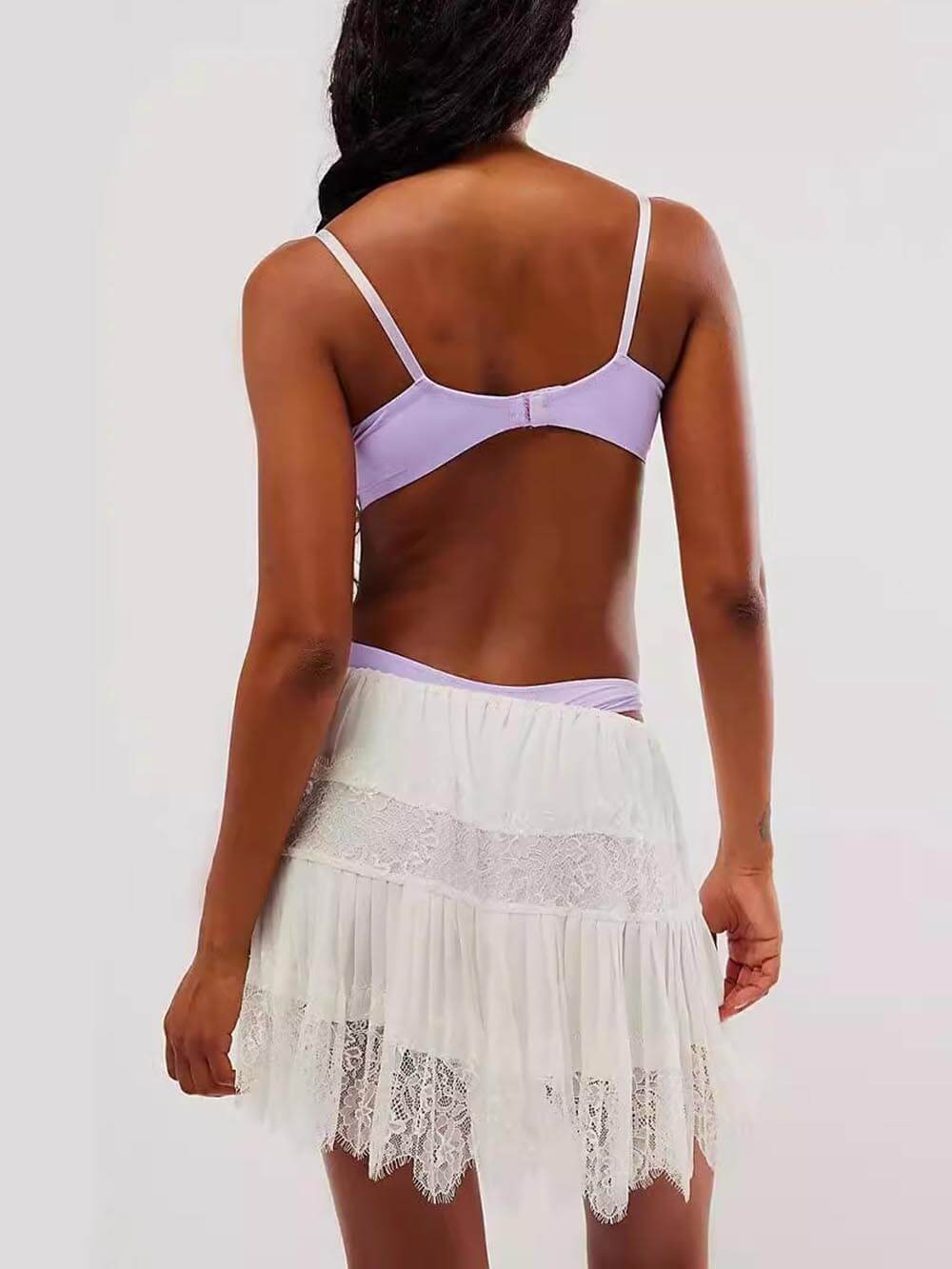 Mini-jupe classique surdimensionnée en tricot à manches chauve-souris et volants