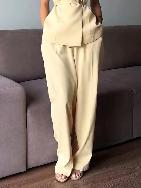 Pantalon élégant à jambes larges et taille haute