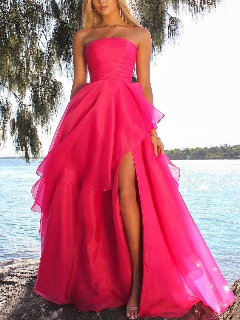 Mehrlagiges Maxikleid mit Tube-Top und Schlitz vorne