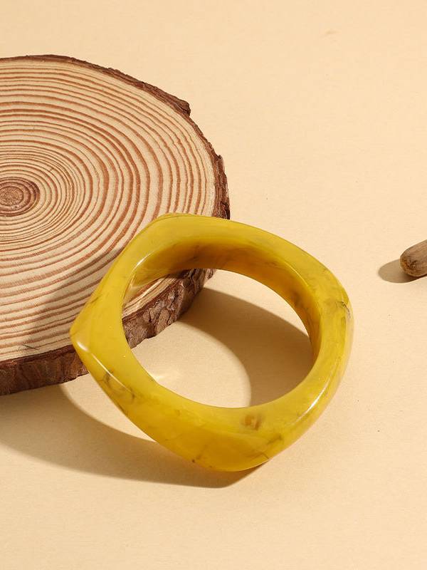 Bracelet irrégulier