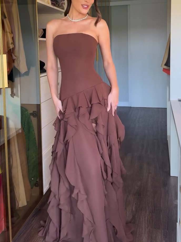 Mehrlagiges Maxikleid mit Tube-Top, Rüschen und Seitenschlitz