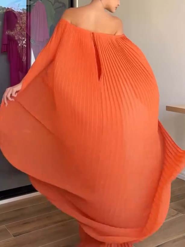 Robe longue plissée à motif floral