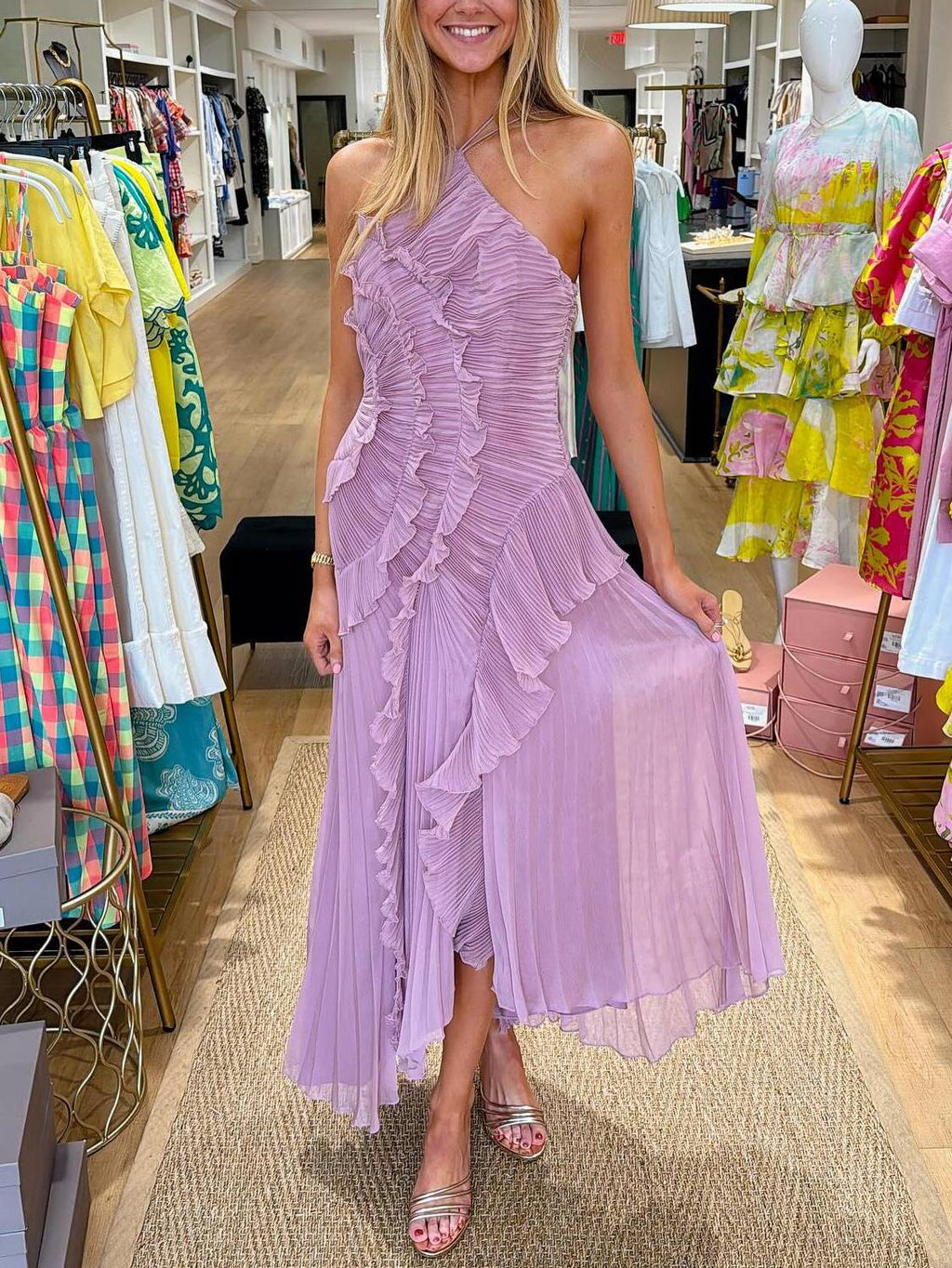 Robe dos nu plissée à col licou