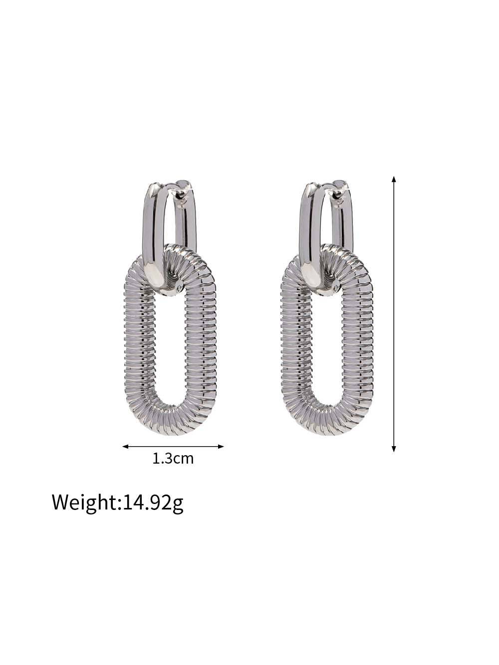 Boucles d'oreilles à chaîne minimalistes