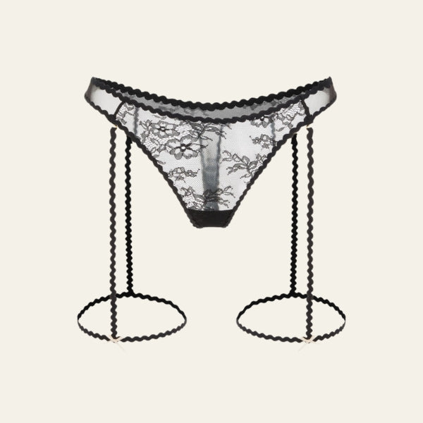 The Lyon Scalloped Lace Thong Set