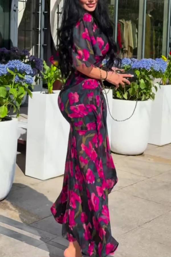 Bedrucktes Retro-Kleid mit V-Ausschnitt und Trompetenärmeln