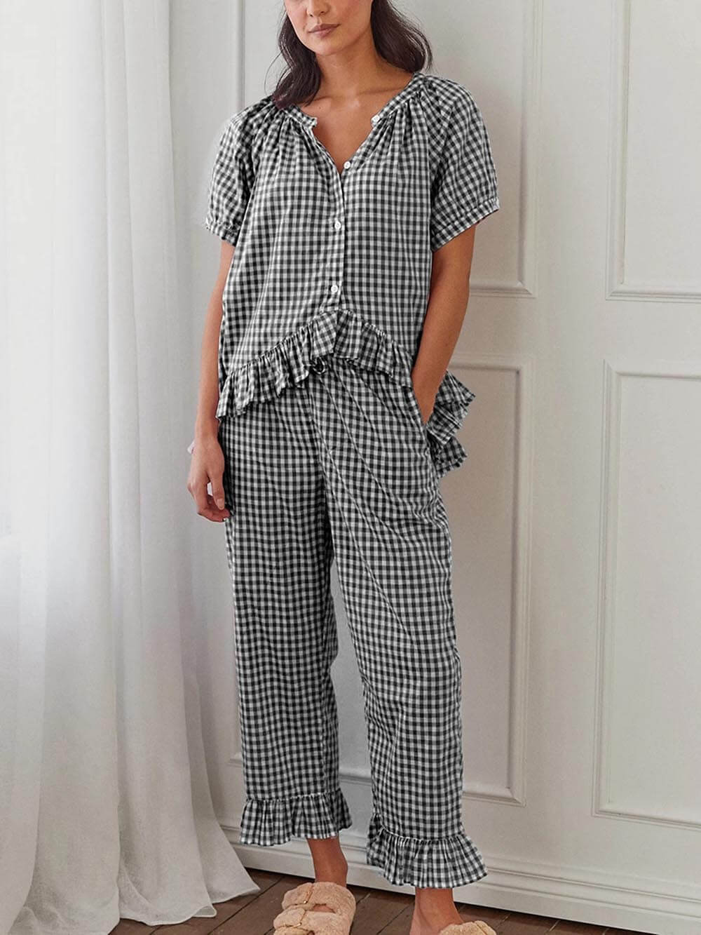 Lässiges Pyjama-Set mit gerüschtem Karomuster