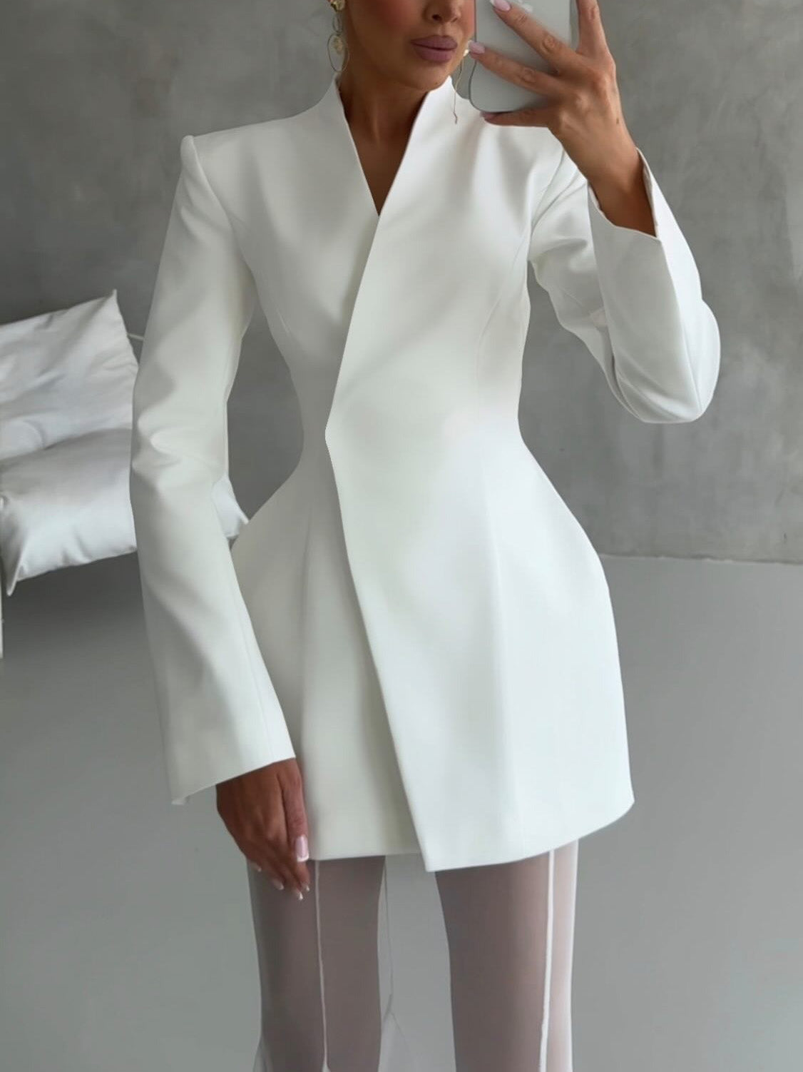 Blazer élégant asymétrique sur mesure