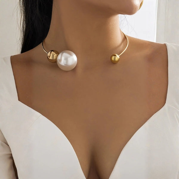 The Vienna Open-Collar Pearl Necklace