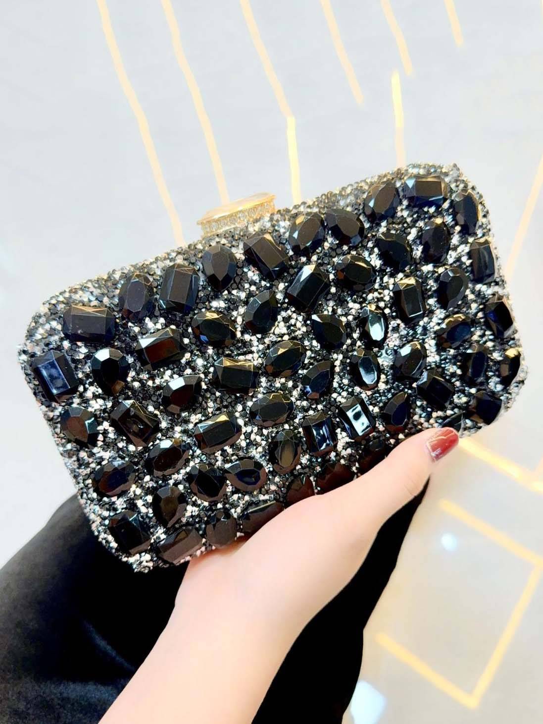 Sac à main pochette brillant