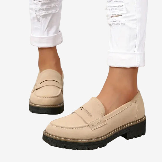Alvire | Everyday Flats