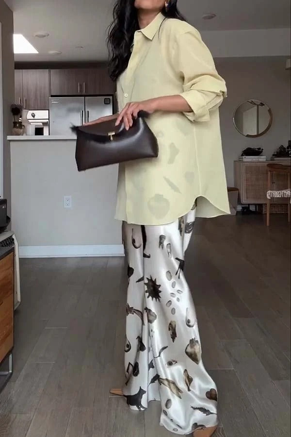 Pantalon large à taille élastique et imprimé unique en satin The Finishing Touch