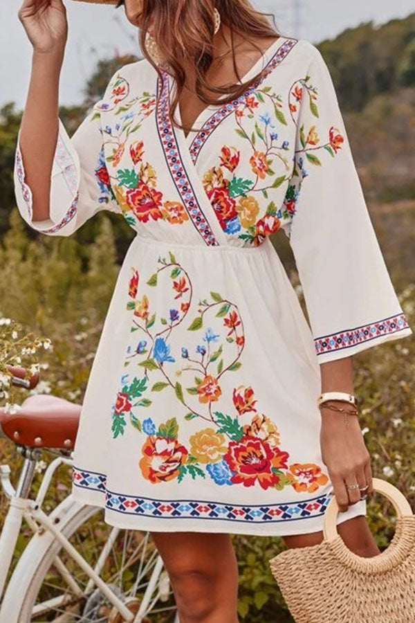 Bohemia Retro Ethnic Style Heavy Industry Print Temperament Slim Waist Slim Short Holiday Dress