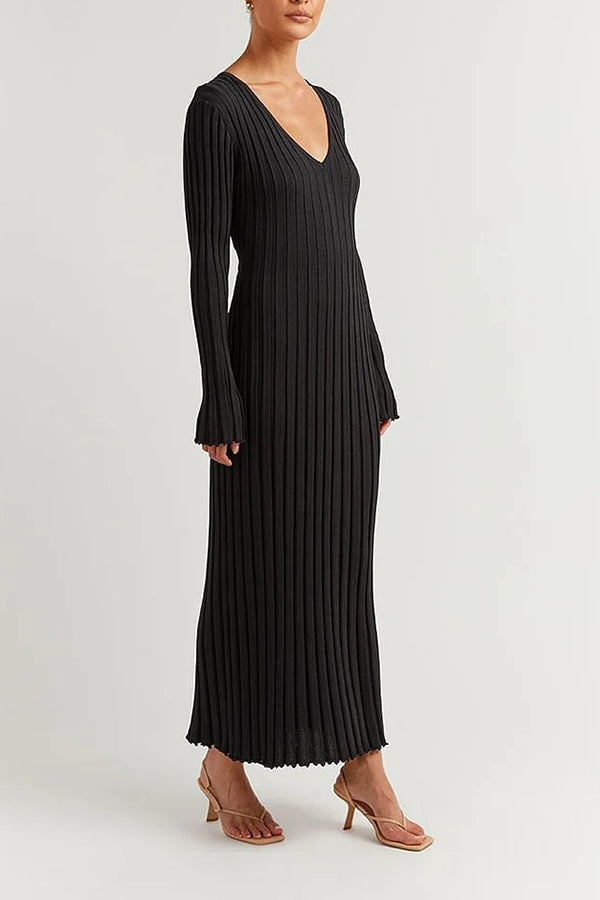 Casual waisted V-neck pit strip slimming knitted long skirt Black