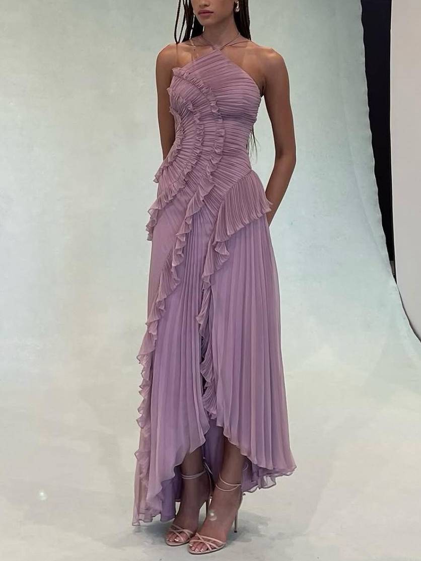 Robe dos nu plissée à col licou