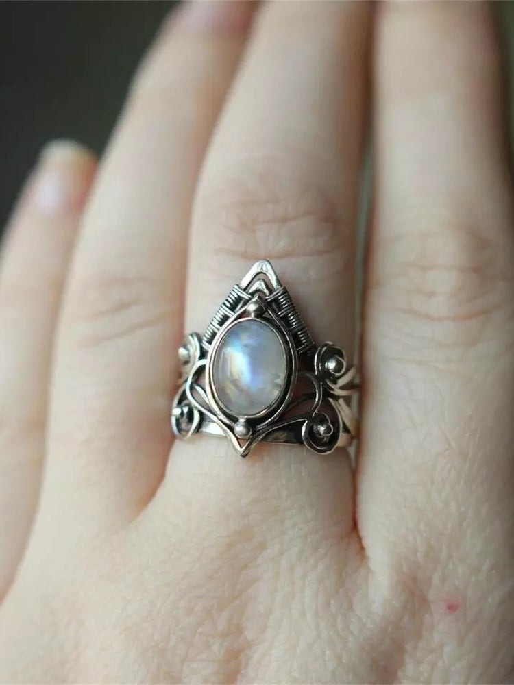 Vintage Moonstone Ring Silver one size
