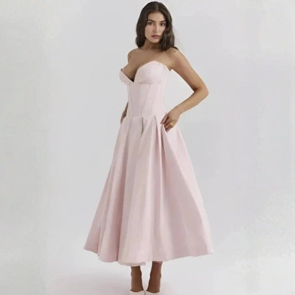The Taylor Sculpted Sweetheart Midi Dress