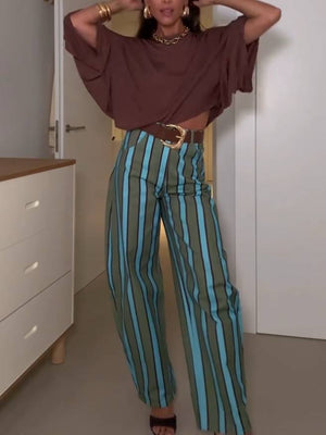 Ensemble t-shirt ample et pantalon imprimé à rayures