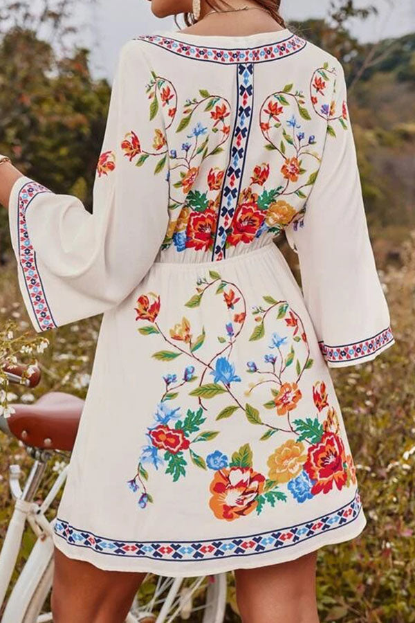 Bohemia Retro Ethnic Style Heavy Industry Print Temperament Slim Waist Slim Short Holiday Dress