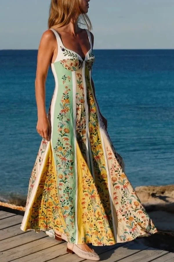 Delicate Forest – Maxikleid mit einzigartigem Print und herzförmigem Ausschnitt