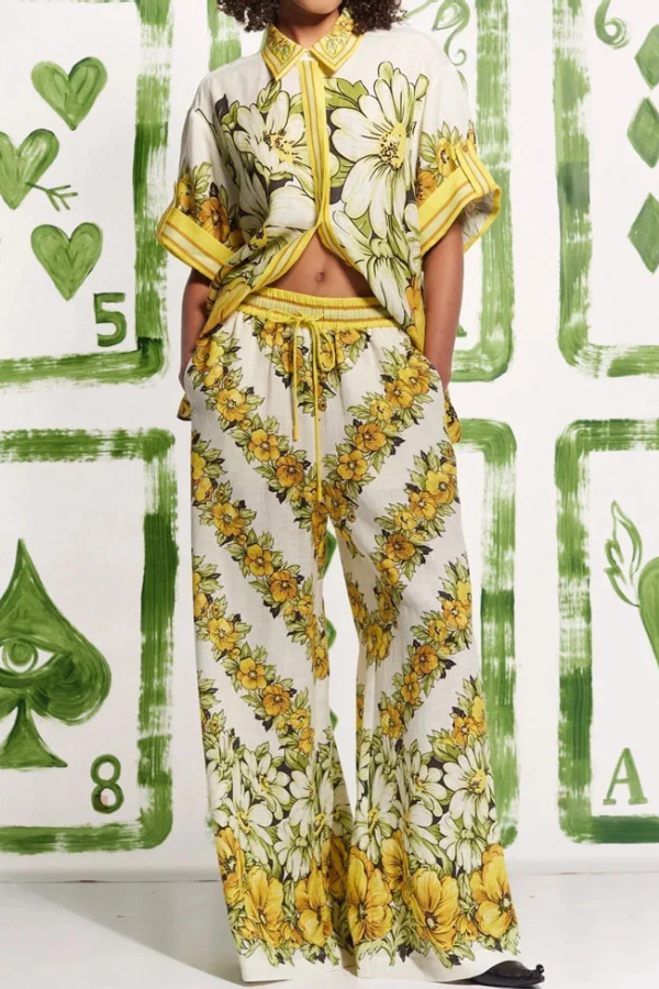 Fashionable Floral Print Lassel Short Sleeve Shirt & Pants Two-piece Set Yellow