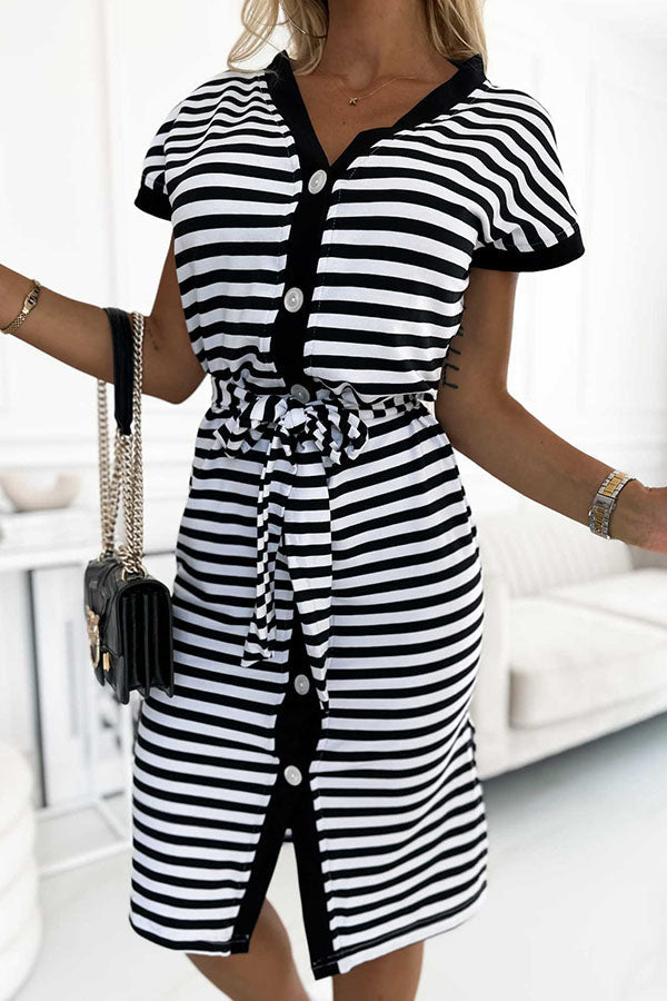 V-neck tie short-sleeve slit dress Black