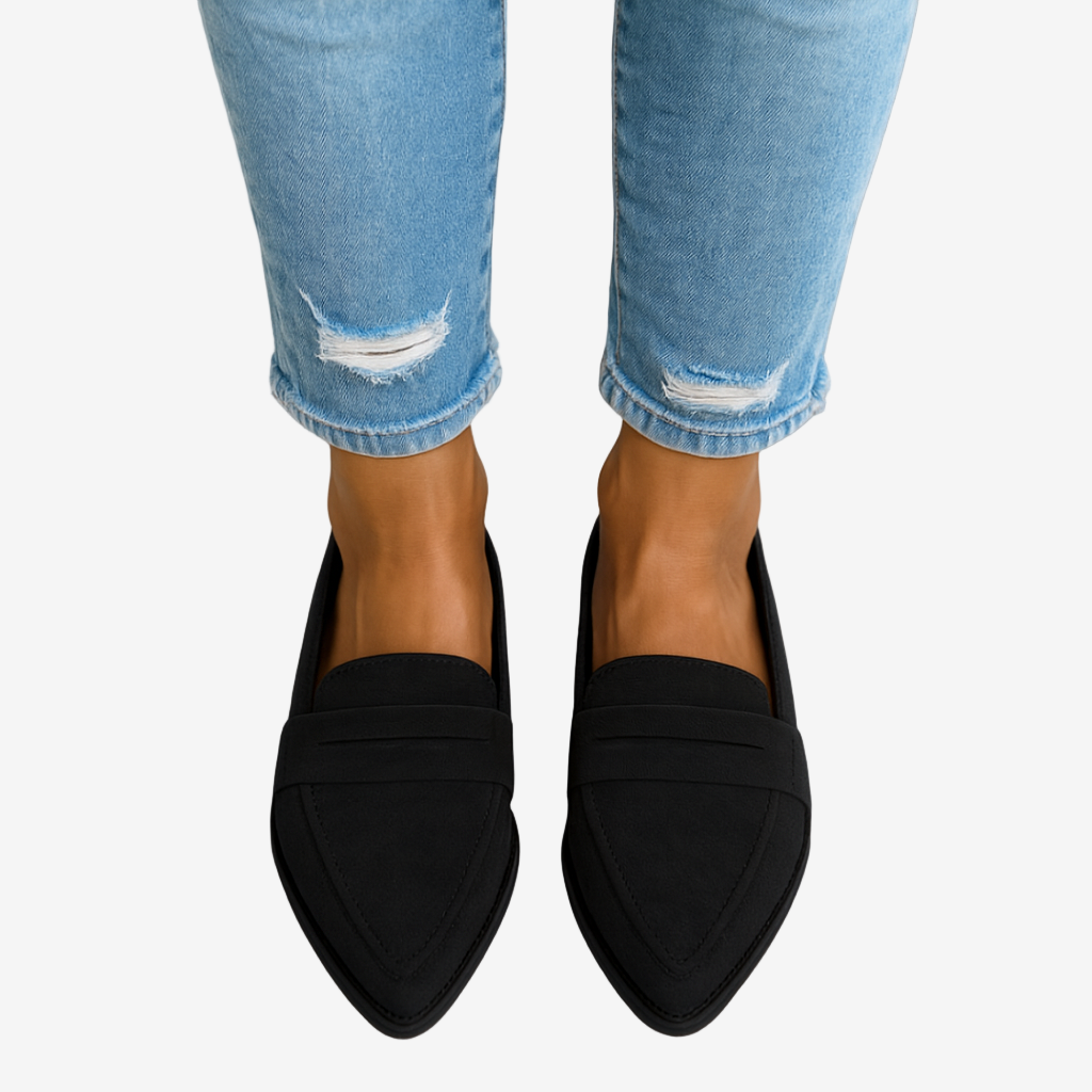 Norelle | Defined Line Flats