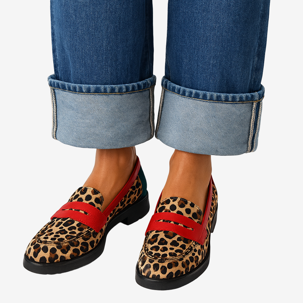 Kalyra | Timeless Flats
