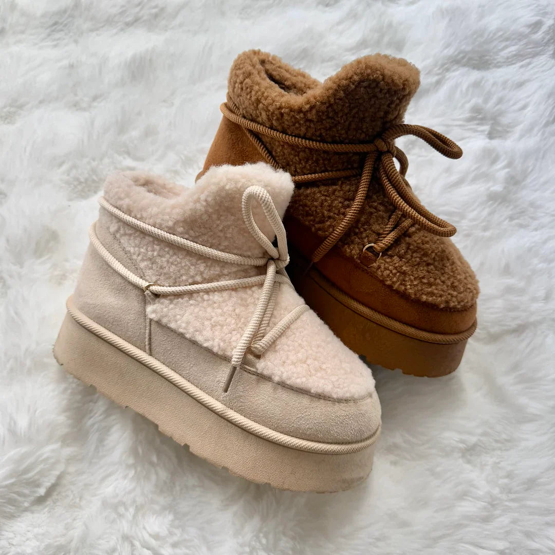 The Aspen Plush-Lined Lace-Up Ankle Boots