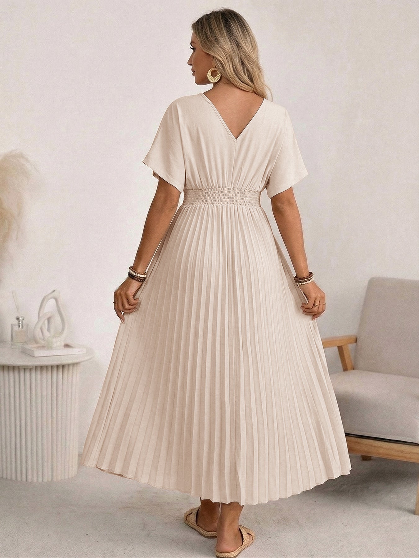 V-Neck Batball Sleeve Pleated Dress