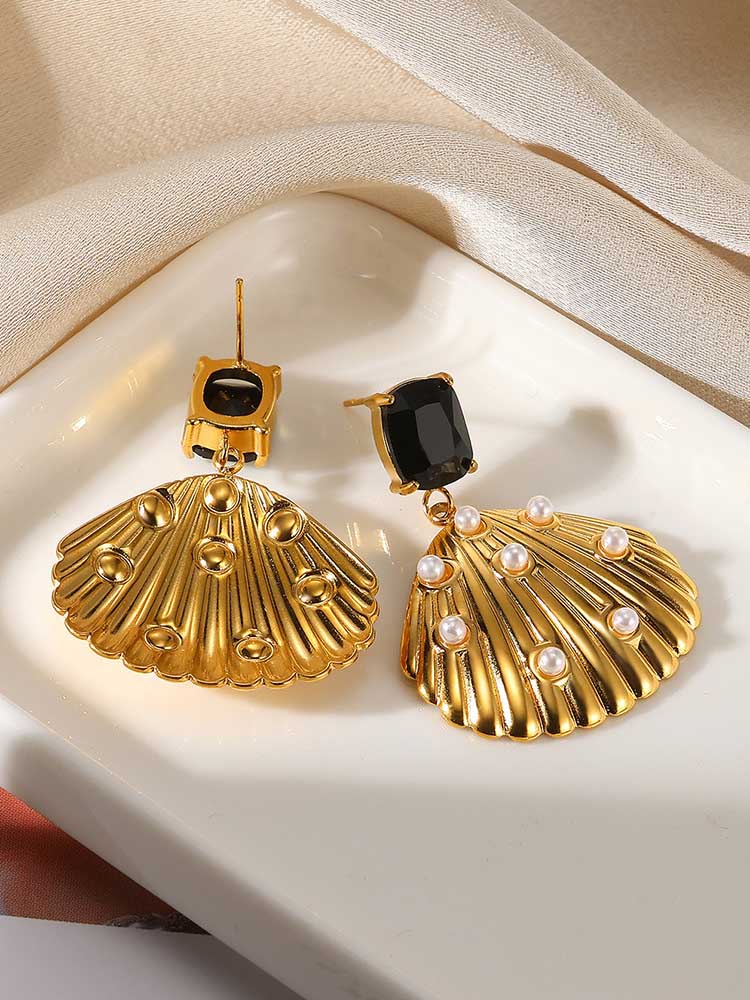 Boucles d'oreilles exquises en coquillage de perles