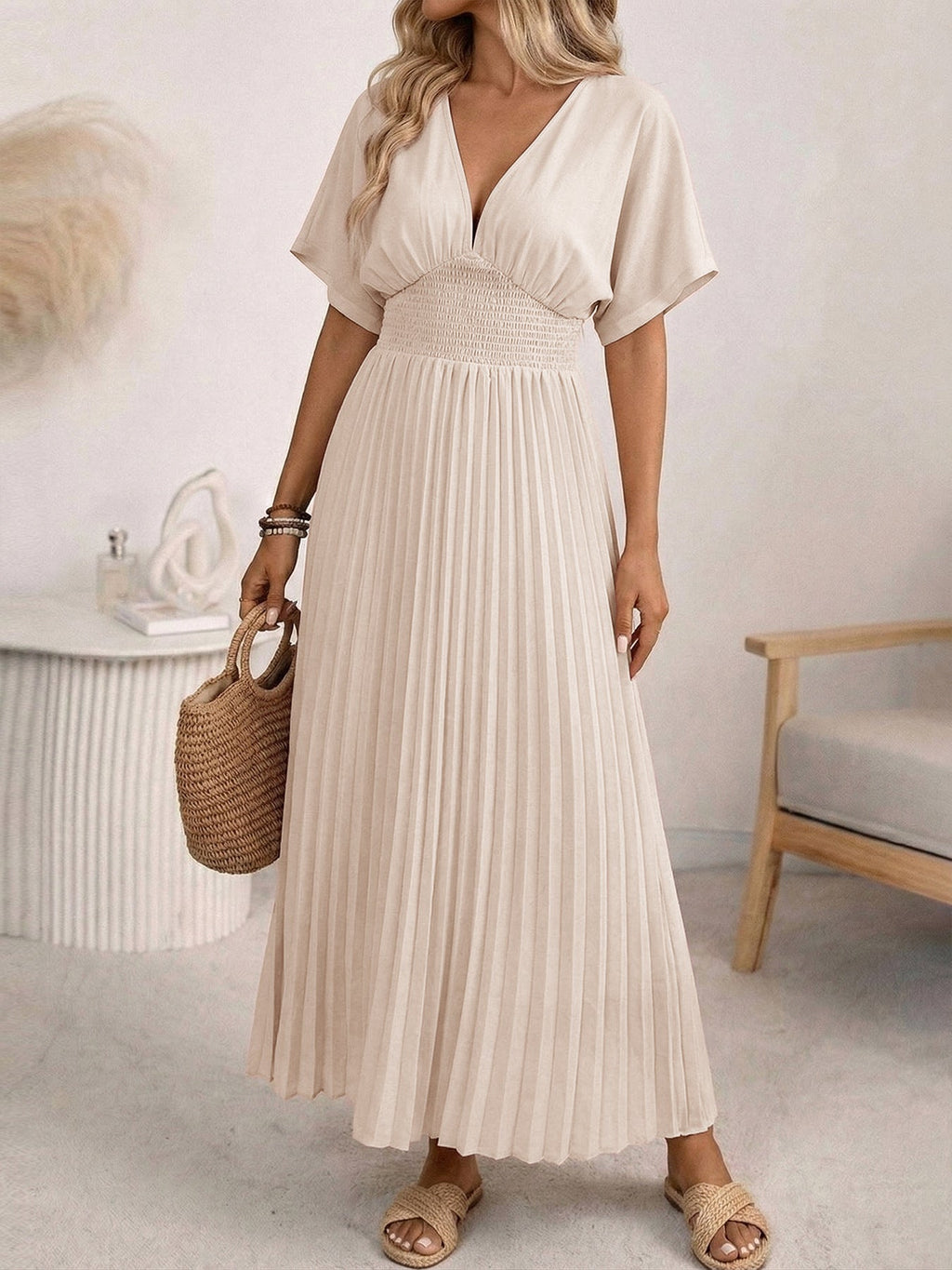V-Neck Batball Sleeve Pleated Dress