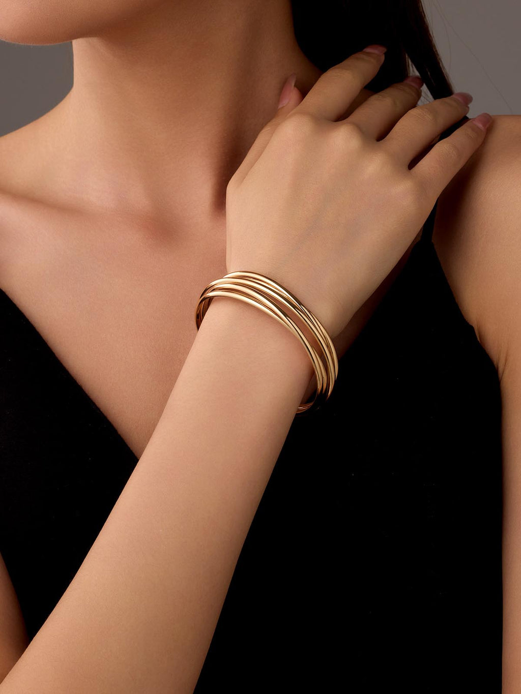 Bracelet simple en métal à croix incurvée multicouche