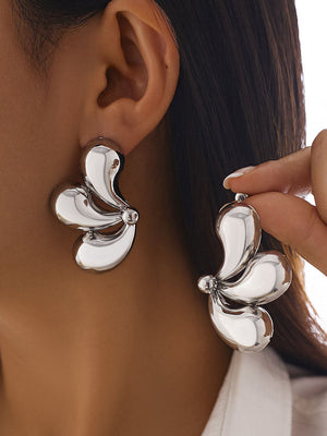 Boucles d'oreilles simples en forme d'éventail à pétales multicouches