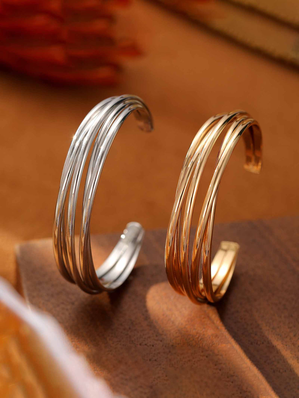 Bracelet simple en métal à croix incurvée multicouche