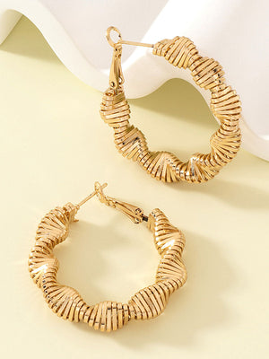 Boucles d'oreilles géométriques torsadées personnalisées