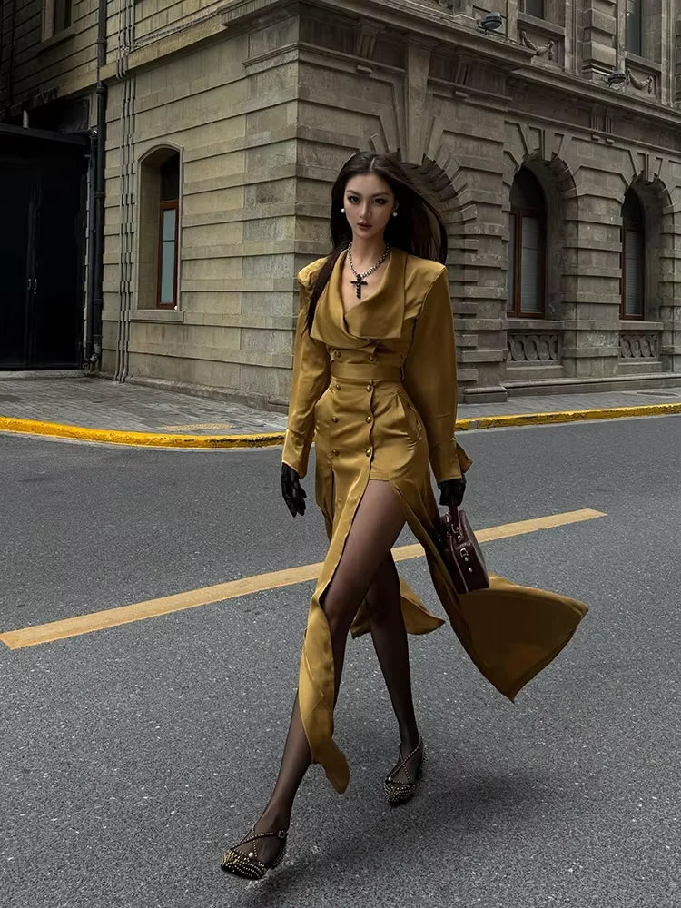 Monique Longline Trench