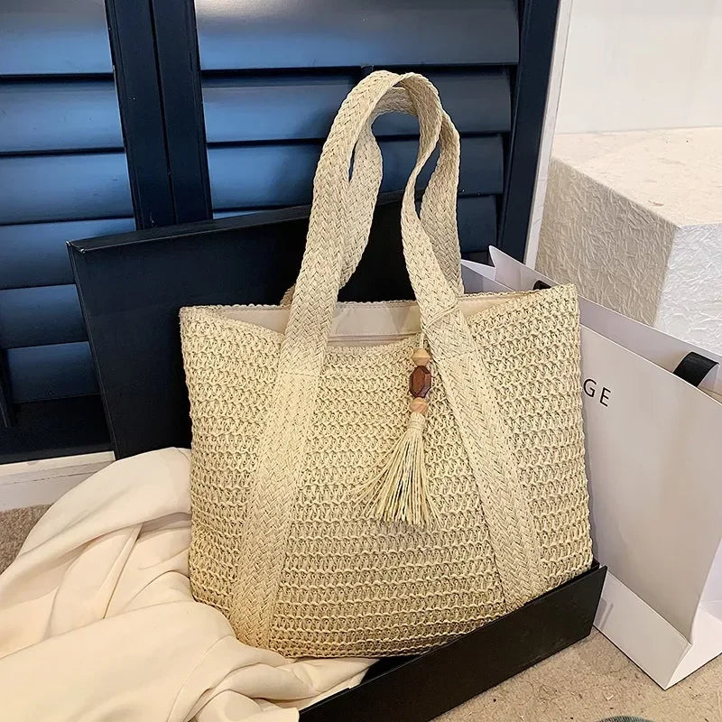Elegant Straw Woven Handbag