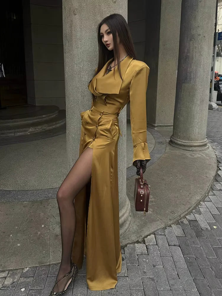 Monique Longline Trench