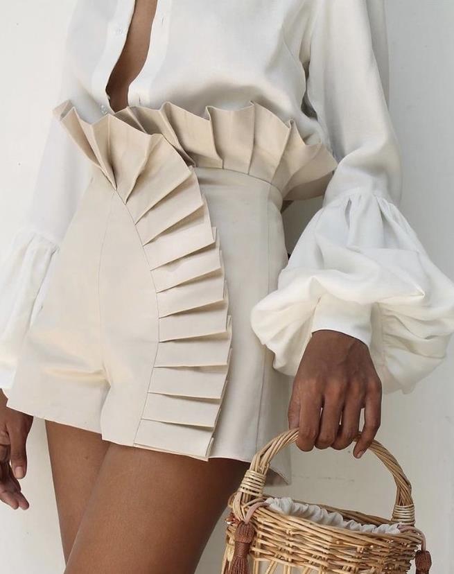 LAVANDA SHORTS A