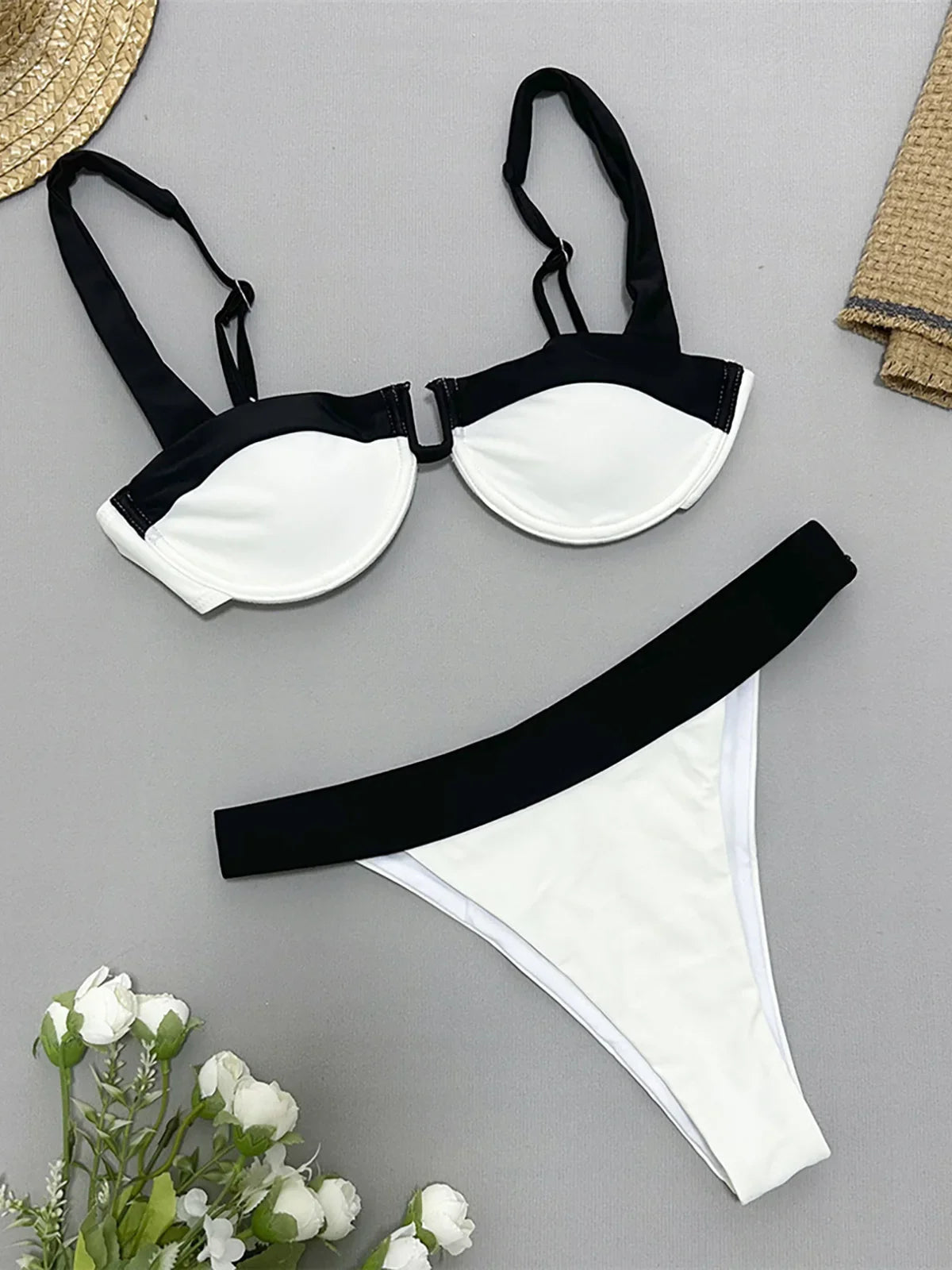Splicing U Neck Underwired Bikini Set Beige