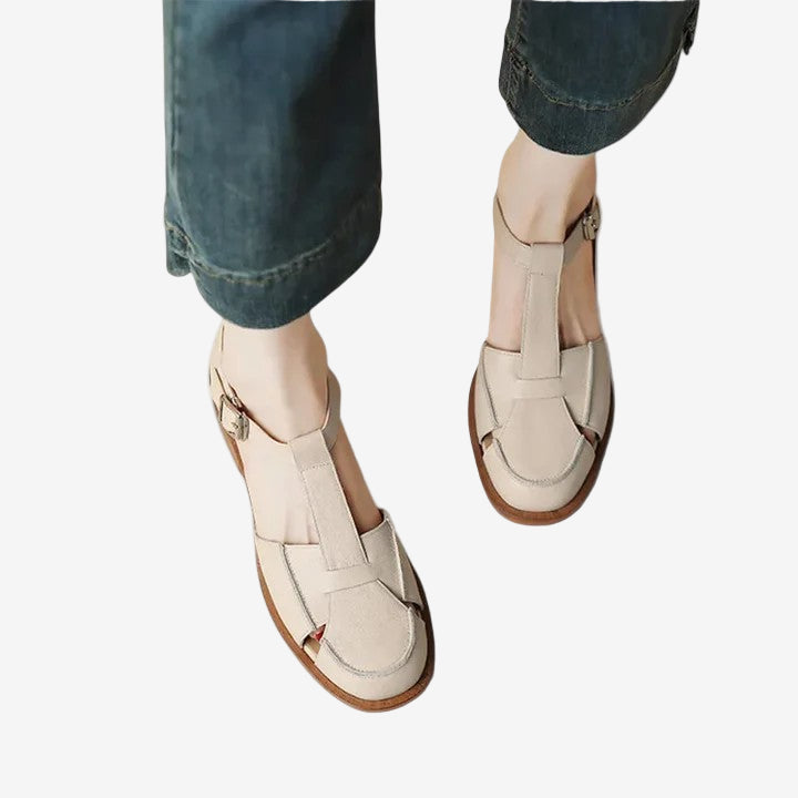 Myvra | Clean Cut Mary Janes