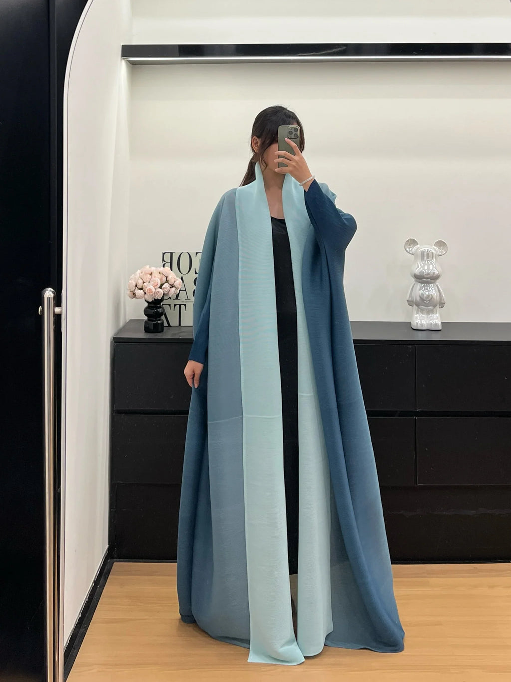 Wrinkled Women's Windbreaker