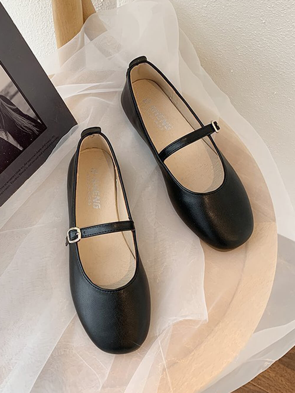 Chaussures décontractées à semelles plates et à bout peu profond pour le printemps et l'automne