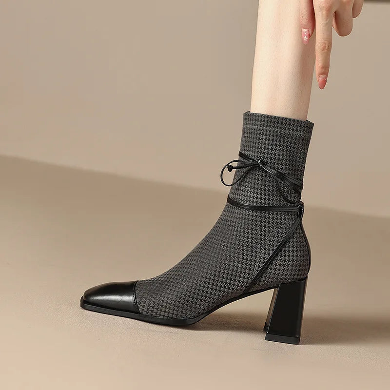 ZAKIRA BOOTS black