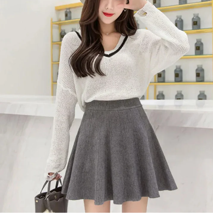 Women’s Knit Mini Skirt