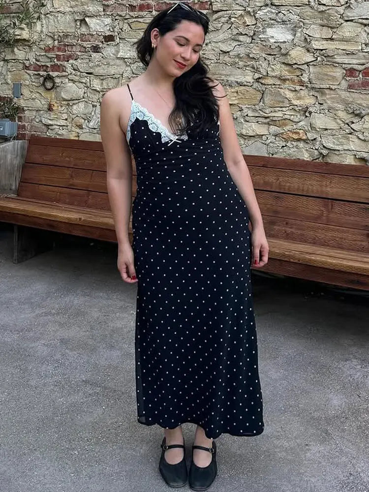 Women’s Lace V-Neck Maxi Dress